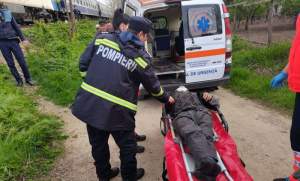 Bărbat din Galați prins sub un tren, deblocat și preluat de echipajele medicale