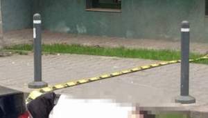 Șocant. Un bătrân din Ploiești s-a aruncat de la etajul 4: a murit pe loc