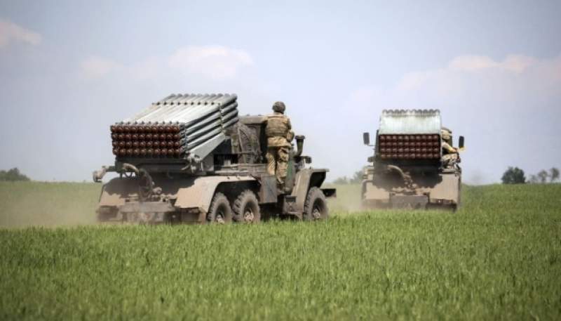 Armata ucraineană continuă ofensiva: 6 localități eliberate joi. Trupele ruse creează noi linii defensive