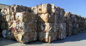 Percheziții la firme care ar fi consemnat în fals reciclarea a peste 38 de milioane de kilograme de deșeuri de ambalaje