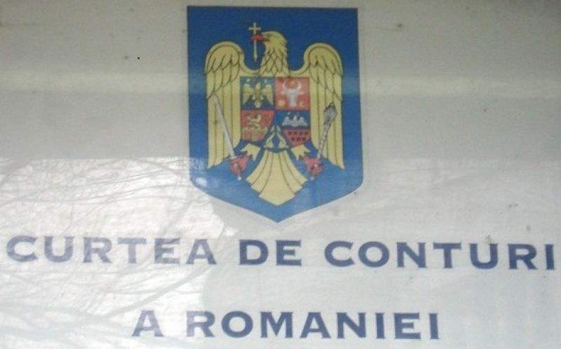 O femeie care a vrut să se angajeze la Curtea de Conturi a României cu o diplomă de licență falsă este audiată de autorități