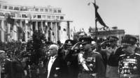 23 August - 73 de ani de la unul dintre cele mai controversate evenimente din istoria României. Vă mai amintiți defilările grandioase din Epoca de Aur?