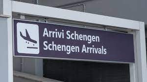România, acceptată de Austria în Schengen doar prin aer: „Umiliți”. Cioloș: „Nu avem de ce să fim fericiți că acceptăm mila”