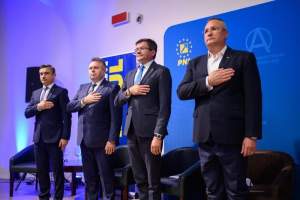 PSD Iași: Cât valorează onoarea și demnitatea lui Nicolae Ciucă. Președintele PNL îi încolonează pe inculpații Chirica și Alexe pentru Primărie și Consiliul Județean Iași!