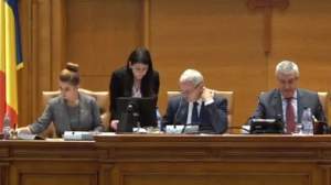 „Niște cuvinte”. Moțiunea de cenzură împotriva Guvernului Grindeanu a fost citită în Parlamentul României