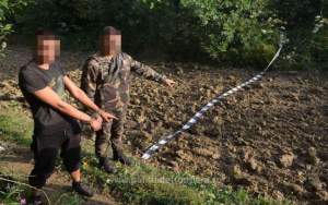 Polițist de frontieră lovit cu pumnul în față de un contrabandist ucrainean