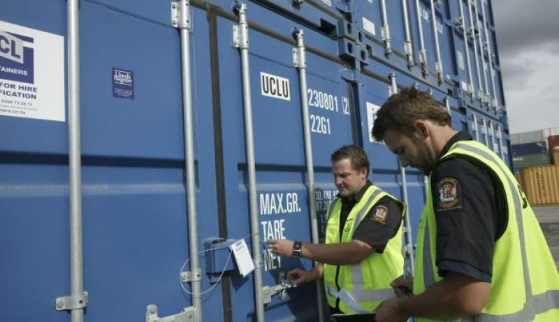 Jucării „Transformers” în valoare de peste 275.000 de lei, confiscate de inspectorii vamali din Portul Constanța