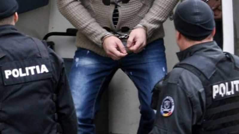 13 suspecți reținuți de polițiștii bucureșteni pentru viol, lipsire de libertate, lovire și alte infracțiuni