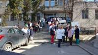 Protest spontan la Spitalul de Pneumoftiziologie: angajații, nemulțumiți de salarizare