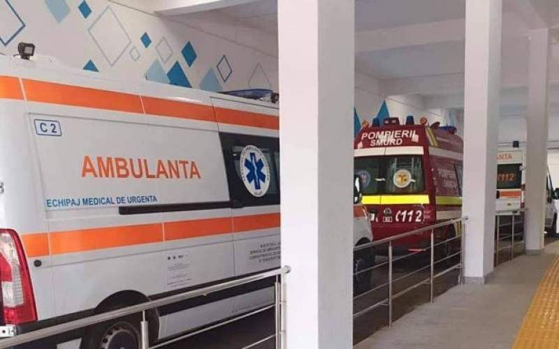 Accident colectiv de muncă la o fabrică care produce pigmenți din Zlatna: 4 muncitori au suferit arsuri pe mâini
