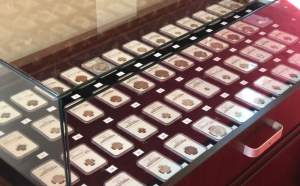 Una dintre cele mai importante colecții de monede românești, scoasă la vânzare