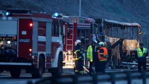 Tragedie în Bulgaria: 45 de morți, între care 5 copii, într-un accident de autocar care a luat foc (VIDEO)