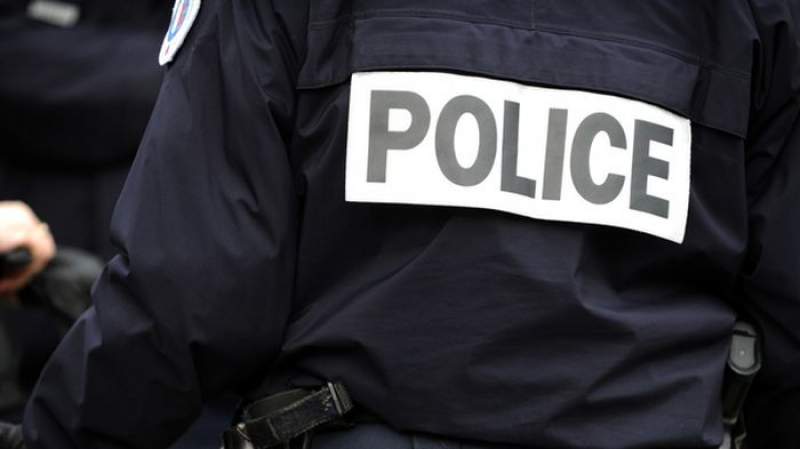 Doi români, victimele unui atac rasist în Franța: au fost înjunghiați de un psihopat pe stradă