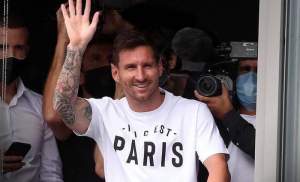 Leo Messi a ajuns la Paris pentru a semna un contract cu PSG