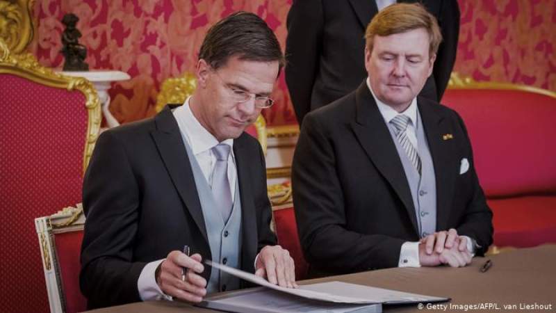 Guvernul Olandei a demisionat după scandalul alocațiilor