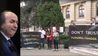 „A venit vremea să ne luăm universitatea înapoi!” Un nou protest la „Cuza”: studenții ies miercuri în stradă pentru a cere demisia rectorului Tudorel Toader