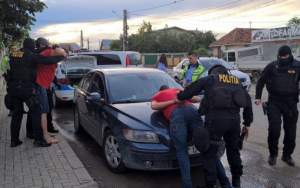 Doi dintre agresorii activistului de la Buzău au fost arestați preventiv