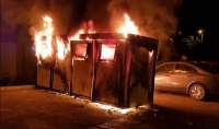 Incendiu izbucnit la un ansamblu de colectare a gunoiului stins de polițiștii ieșeni: piromanul a fost arestat