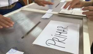 Autoritatea Electorală Permanentă a propus amânarea alegerilor locale şi prelungirea mandatelor actualilor aleşi
