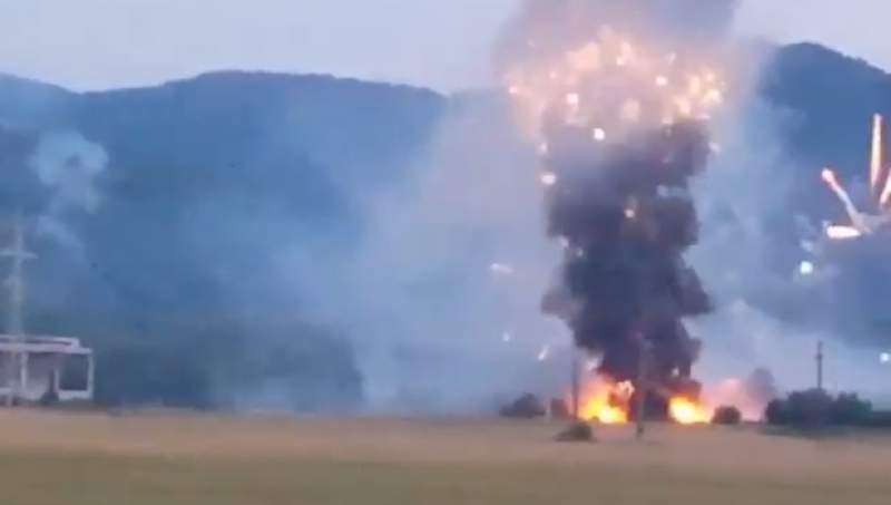 Explozie urmată de un incendiu în incinta fabricii de armament Tohan: o persoană a fost găsită carbonizată (VIDEO)