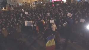 UPDATE. Miting de protest în Iași. 15.000 de ieșeni au ieșit în stradă