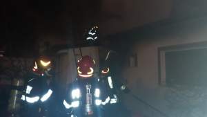 Incendiu devastator într-un hotel din Păltiniș: peste o sută de persoane au fost evacuate