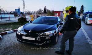 Renault Megane furat din Belgia, oprit la frontiera cu Republica Moldova