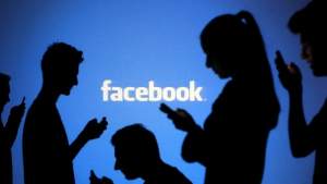 Facebook ia măsuri pentru limitarea răspândirii dezinformării despre coronavirus şi interzice reclamele înşelătoare
