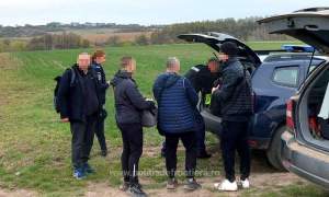 Patru ucraineni, depistați din elicopter când au trecut ilegal frontiera (VIDEO)