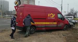Mașină a Poștei Române, jefuită de hoții din Constanța