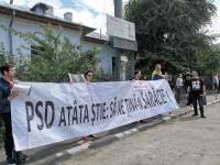 Dăncilă, întâmpinată de protestatari la toate obiectivele vizitate la Iași (VIDEO)