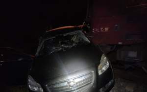 Mașină lovită de trenul Galați-Mărășești: un bărbat a murit