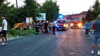 Accident înfiorător în Iași. Şase răniţi, după ce un microbuz s-a ciocnit cu un autoturism. A fost trimis elicopterul SMURD