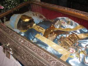 Un tânăr a furat moaștele Sfântului Ioan Gură de Aur de la Capela Sfânta Elisabeta Cotroceni