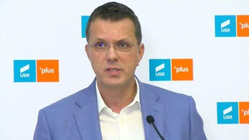 Moșteanu: Dacă negocierile pentru refacerea coaliției vor eșua, venim în fața Parlamentului cu un guvern USR