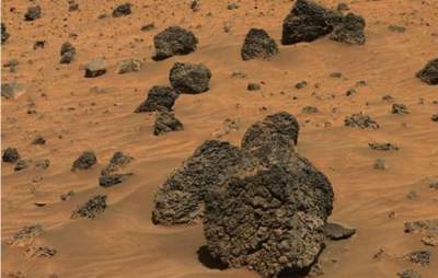 Pe Insula Santorini au fost găsite roci asemănătoare celor de pe Marte