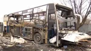 Comisarii Gărzii de Mediu au găsit un autocar pregătit pentru dezmembrare, la ultima descindere de la Sintești