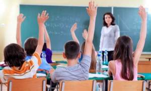 Sorin Cîmpeanu: Bursele elevilor vor fi finanțate, anul acesta, de la bugetul de stat