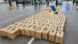Captură record de droguri în Spania: polițiștii au prins o bandă de traficanți și au găsit 7 tone de hașiș