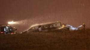Avion de mici dimensiuni prăbușit pe aeroportul din Istanbul