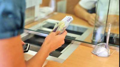 7.500 de români au cerut de la bancă schimbarea indicelui folosit la calcularea dobânzilor în ultima perioadă