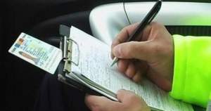 Un șofer din Mureș a primit 15 amenzi într-o singură noapte: i-a fost suspendat permisul pentru 420 de zile
