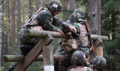 Foreign Policy: Germania, România și Cehia construiesc discret o armată europeană