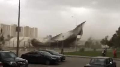 O furtună extrem de violentă a făcut prăpăd în Moscova: 13 morți (VIDEO)