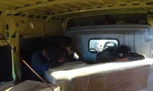 Migranți sirieni depistați într-un microbuz condus de un bulgar, la Calafat