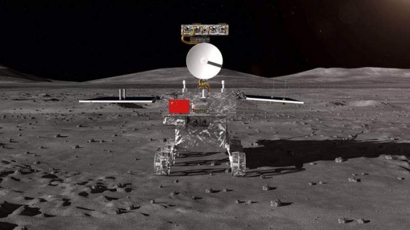 Premieră istorică: chinezii au reușit să coboare o sondă pe partea nevăzută a Lunii