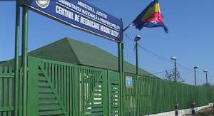Evadare dintr-un centru educativ din Timiș: doi tineri infractori au sărit gardul și au dispărut în noapte