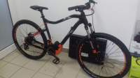 Adolescent din Iași, reținut după ce a furat o bicicletă electrică și o geantă cu bani și acte