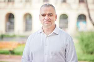 Marius Bodea (USR Iași): Promisiunile nu costă. În „România educată”, România taie banii pentru educație