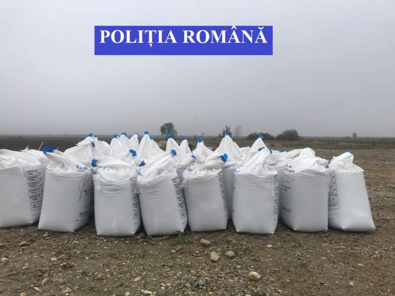 Percheziții în Bacău, într-un dosar de furt de substanțe chimice agricole și semințe, cu un prejudiciu de 50.000 de euro